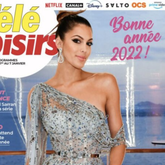 Iris Mittenaere fait la couverture du dernier numéro de Télé Loisirs, paru le 27 décembre 2021