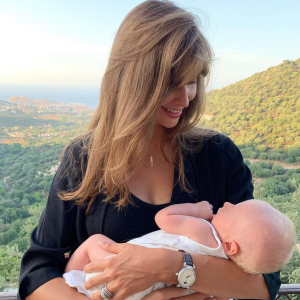 Ophélie Meunier (ici photographié avec son fils Joseph) a posté une rare image montrant sa fille, Valentine.