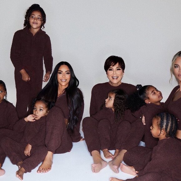 La famille Kardashian réunie pour Noël. Le 25 décembre 2021.