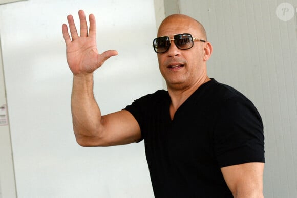 Vin Diesel est à l'aéroport de Venise le 31 août 2021.