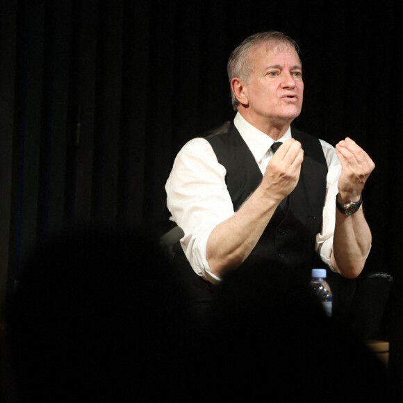 Exclusif - Rencontre avec Francis Huster autour de son ouvrage "Dictionnaire amoureux de Molière" dans la salle Station Ausone - Librairie Mollat à Bordeaux, France, le 19 octobre 2021. © Jean-Marc Lhomer/Bestimage 