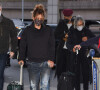 Exclusif - Halle Berry et son compagnon Van Hunt à l'aéroport JFK de New York City, New York, Etats-Unis, le 24 novembre 2021.