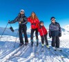 Vitaa (enceinte) en famille au ski sur Instagram, janvier 2022.