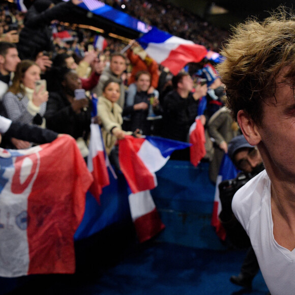 Antoine Griezmann (7 France) Supporters de l'équipe de France ambiance lors du match de football de qualification pour la Coupe du monde 2022 entre la France et le Kazakhstan au stade Parc des Princes à Paris, France, le 13 novembre 2021. La France a gagné 8-0. © Federico Pestellini/Panoramic/Bestimage