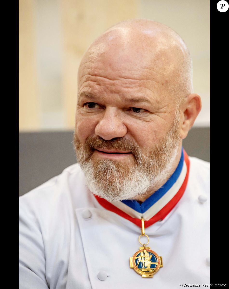 Exclusif - Philippe Etchebest préside le salon français de la restauration "Expotel" à Bordeaux. Il dirige aussi la journée des chefs et sa compétion regroupant 22 Etoiles sur l'évènement, le 25 Novembre 2019. © Patrick Bernard/ Bestimage