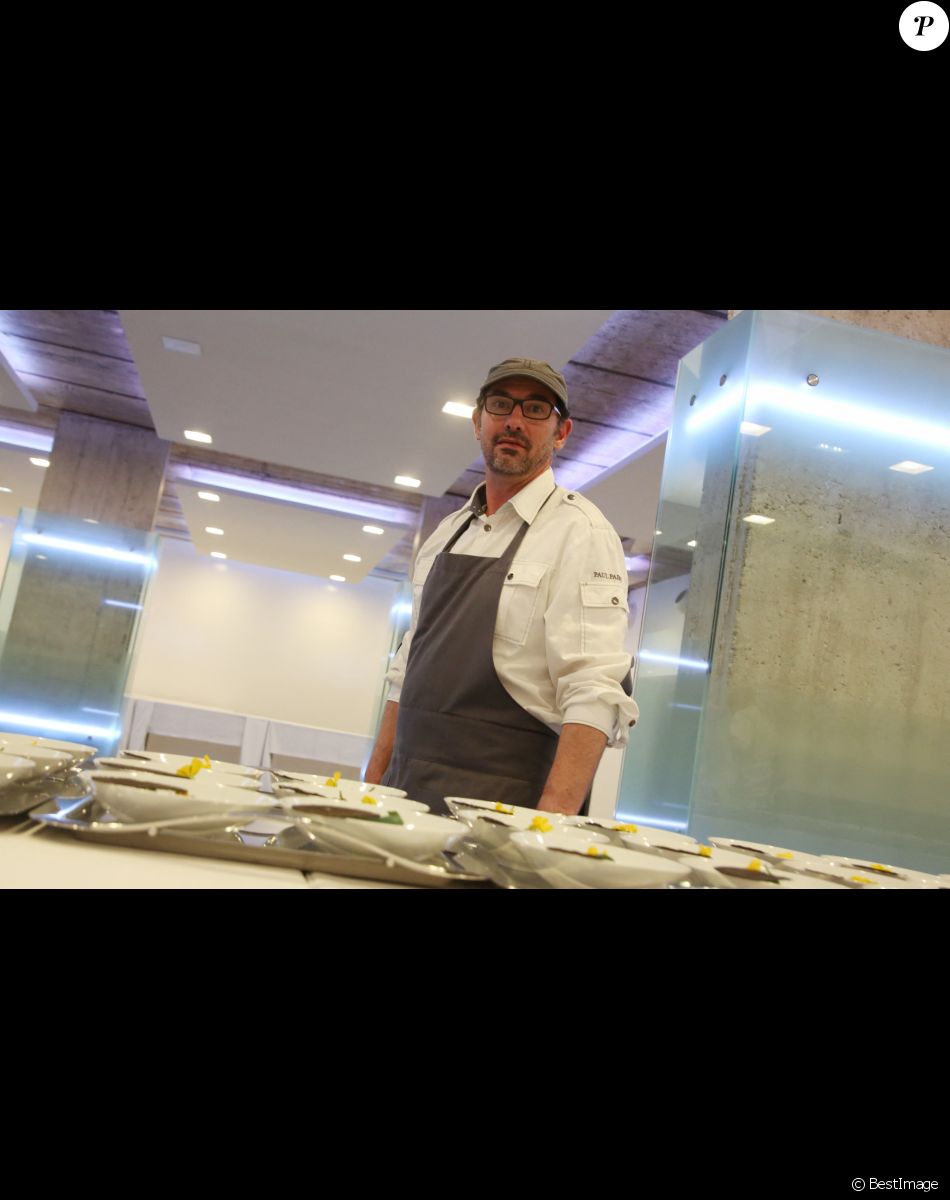 Exclusif - Le chef Paul Pairet à la 1ère édition des "Plumes d'Or du Vin et de la Gastronomie" au Pavillon Vendôme à Paris.