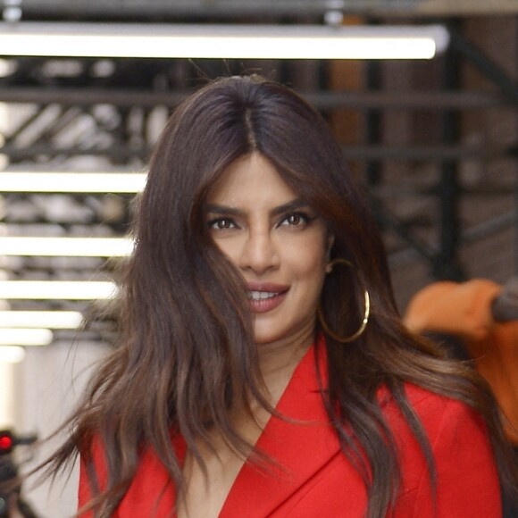Priyanka Chopra fait pour la promotion du film "Matrix: Resurrections" au show The View à New York. Le 16 décembre 2021.