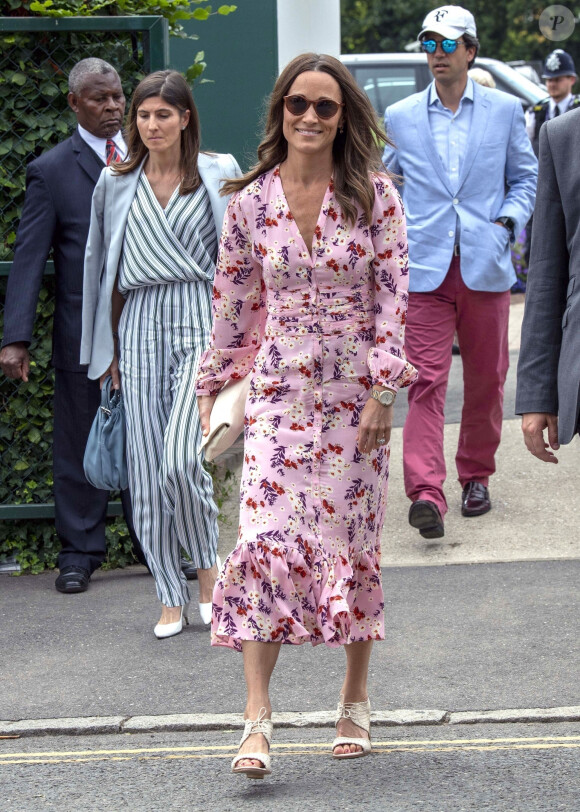 Pippa Middleton arrive pour assister à la finale homme du tournoi de Wimbledon "Novak Djokovic - Roger Federer" à Londres, le 14 juillet 2019.