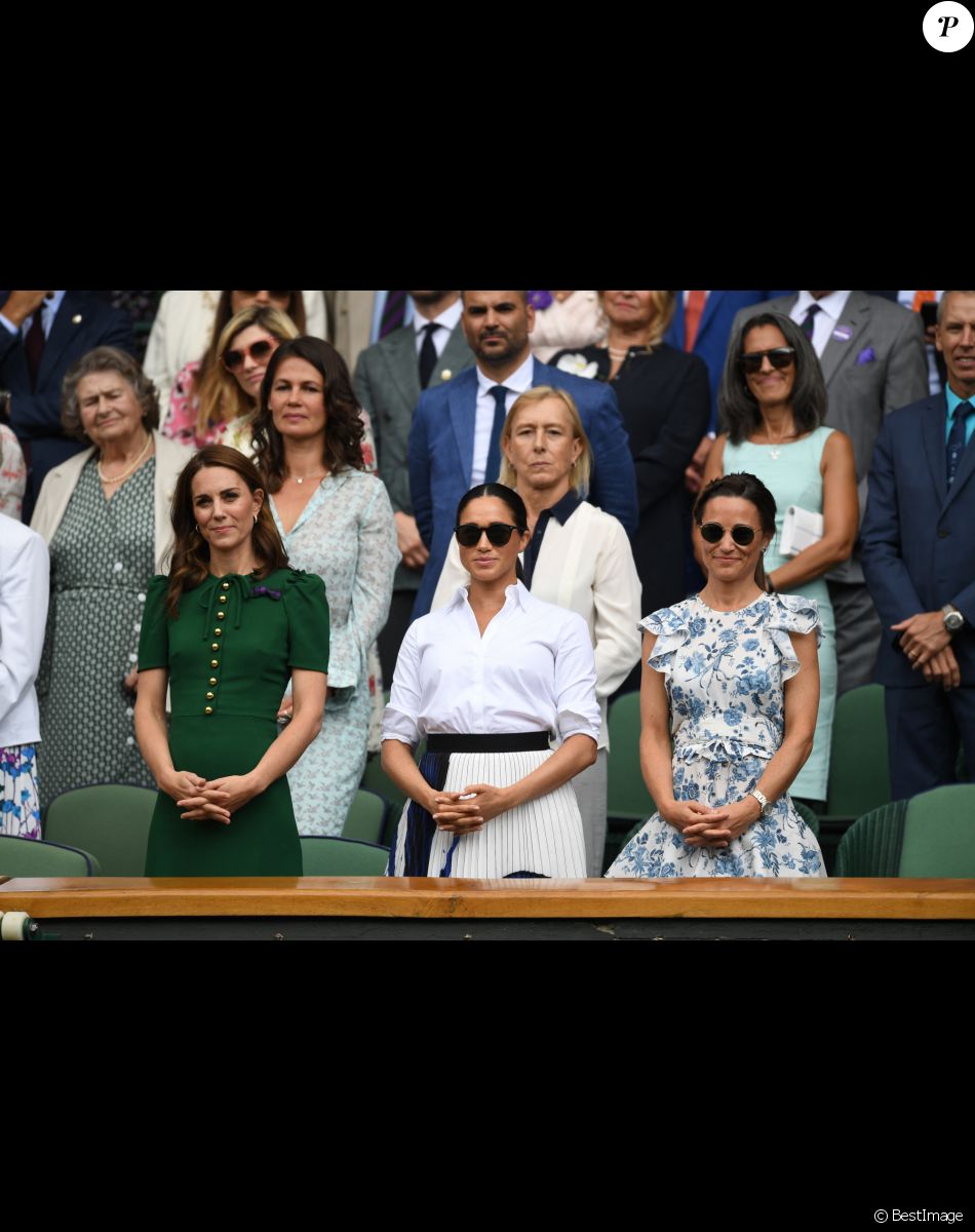 Catherine (Kate) Middleton, duchesse de Cambridge, Meghan Markle, duchesse de Sussex, et Pippa Middleton dans les tribunes lors de la finale femme de Wimbledon "Serena Williams - Simona Halep (2/6 - 2/6) à Londres, le 13 juillet 2019.