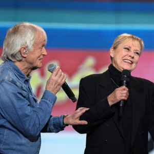 Exclusif - Dave, Dorothée et Nikos Aliagas - Surprises - Enregistrement de l'émission "La Chanson secrète 10", diffusée sur TF1 le 22 janvier 2022. © Jacovides-Moreau / Bestimage