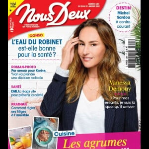 Vanessa Demouy fait la couverture du nouveau numéro du magazine "Nous Deux"