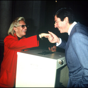 Isabelle et Patrick Balkany au bureau de vote lors élections municipales de Levallois-Perret en 1989