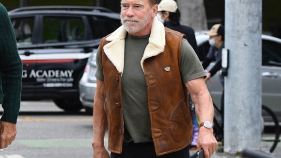 Arnold Schwarzenegger impliqué dans un impressionnant accident de voiture
