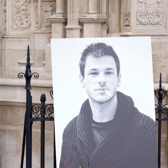 Elisabeth Tanner, Nathalie Baye - Sorties des obsèques (bénédiction) de Gaspard Ulliel en l'église Saint-Eustache à Paris. Le 27 janvier 2022 © Jacovides-Moreau / Bestimage 