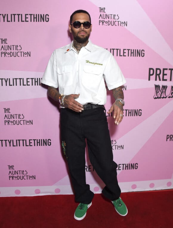 Chris Brown au photocall de la soirée "PrettyLittleThings" à Los Angeles, le 3 juillet 2021. 