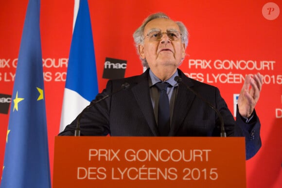 Bernard Pivot - Cérémonie de remise du Prix Goncourt des Lycéens 2015 à Paris, le 1er décembre 2015. © Romuald Meigneux/Bestimage
