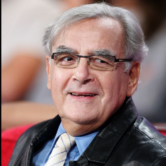 Bernard Pivot dans l'émission "Vivement dimanche" en 2008. © Guillaume Gaffiot/bestimage