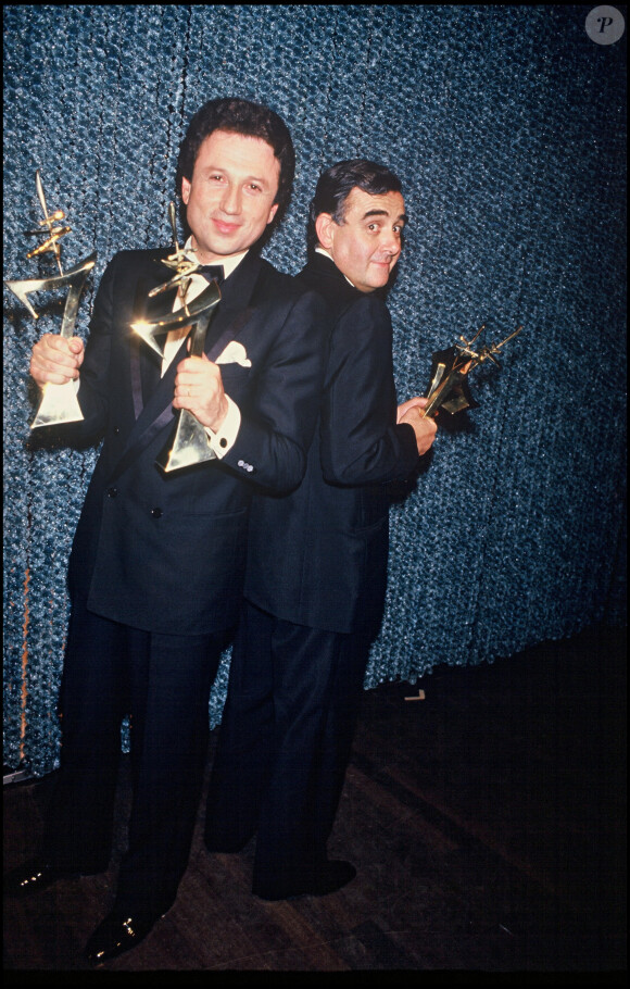 Bernard Pivot et Michel Drucker à la soirée des 7 d'or en 1987. 
