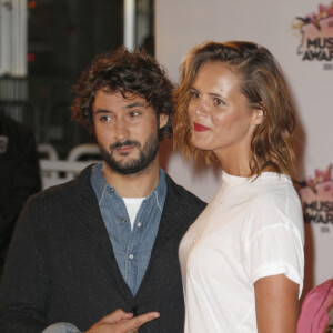 Laure Manaudou et Jérémy Frérot - Arrivées à la 17ème cérémonie des NRJ Music Awards 2015 au Palais des Festivals à Cannes, le 7 novembre 2015. © Christophe Aubert via Bestimage 