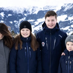 Rendez-vous avec le prince Frederik et la princesse Mary de Danemark et leurs enfants à Verbier. Les quatre enfants du couple princier vont démarrer un programme de 12 semaines à l'école internationale Lemania-Verbier. Le 6 janvier 2020