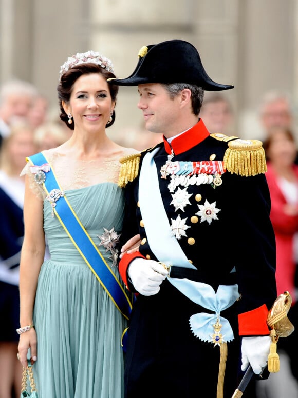La princesse Mary et le prince Frederik de Danemarl au mariage de la princesse Victoria de Suède à Stockholm en 2010.