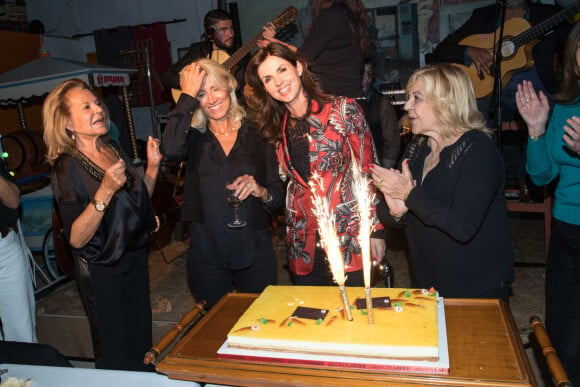 Exclusif - Jacqueline Veyssiere, Marie Sara, Caroline Barclay, Nicoletta - Fête d'anniversaire de Caroline Barclay à La Chope des Puces à Saint-Ouen, Paris. Le 7 octobre 2019 © Cyril Moreau / Bestimage