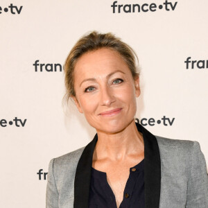 Anne-Sophie Lapix au photocall de la conférence de presse de France 2 au théâtre Marigny à Paris le 18 juin 2019