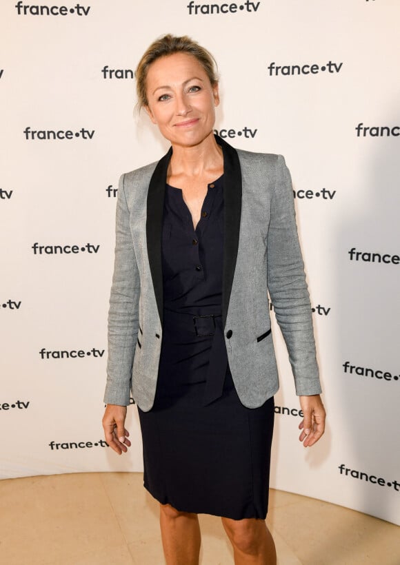 Anne-Sophie Lapix au photocall de la conférence de presse de France 2 au théâtre Marigny à Paris le 18 juin 2019