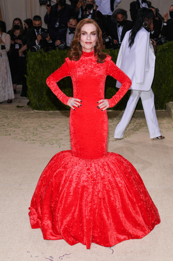 Isabelle Huppert walking on the red carpet at the 2021 Metropolitan Museum of Art Costume Institute Gala celebrating the opening of the exhibition titled In America: A Lexicon of Fashion held at the Metropolitan Museum of Art in New York City, NY, USA on September 13, 2021. Photo by Anthony Behar/SPUS/ABACAPRESS.COM 