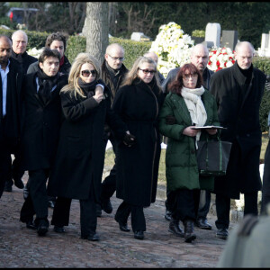 Nathalie Rheims et Thomas Langmann aux obsèques de Claude Berri à Bagneux en 2009.