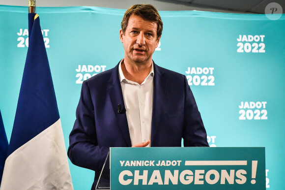 Yannick Jadot, le candidat EELV à l'élection présidentielle 2022, lors de la présentation de son programme aux médias à Paris. Le 2 février 2022