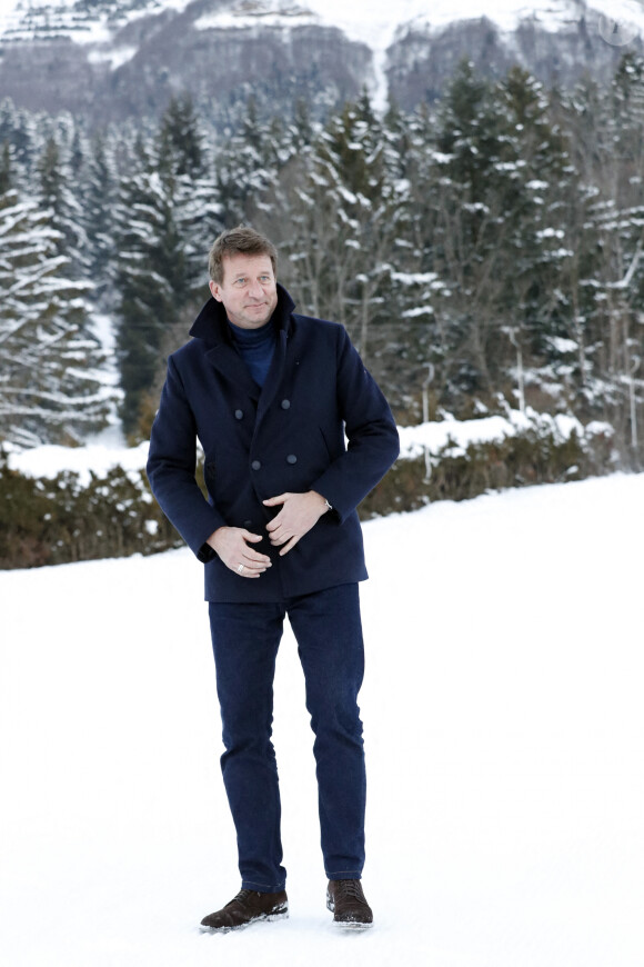 Yannick Jadot, candidat écologiste à l'élection présidentielle, est en déplacement en Isère le 13 janvier 2022