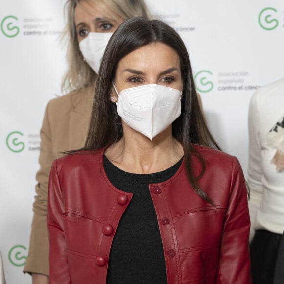 La reine Letizia d'Espagne se rend au 11 ème Forum de la "Journée Mondiale de la lutte contre le cancer (World Cancer Day Forum)" à Madrid, le 4 février 2022.