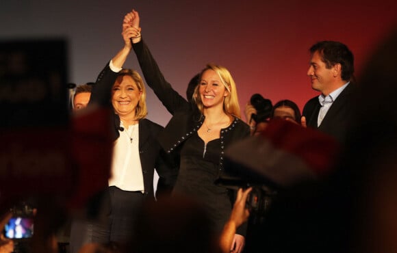 Marine Le Pen et Marion Maréchal ont participé au meeting du Front National au palais de la Méditerranée à Nice, à l'occasion des élections régionales en PACA. Le 27 novembre 2015