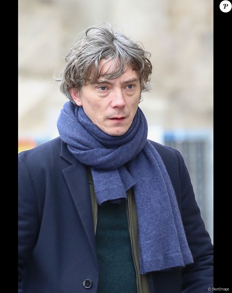 Swann Arlaud - Obsèques de Gaspard Ulliel en l'église Saint-Eustache à Paris. Le 27 janvier 2022.