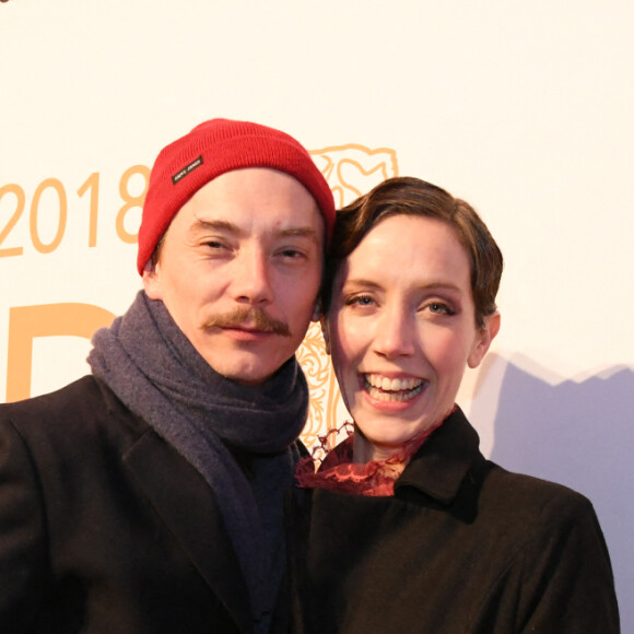 Swann Arlaud et Sara Giraudeau - 43e cérémonie des Cesar à la salle Pleyel à Paris, le 2 mars 2018. © Stephane Kossman / Bestimage