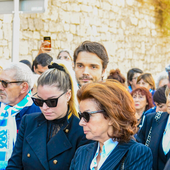 Dominique Tapie, Sophie Tapie - Les Marseillais et la famille accompagnent Bernard Tapie jusqu'à la Cathédrale La Major à Marseille le 8 octobre 2021. © Santini / Jacovides / Bestimage