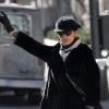 Catherine Zeta-Jones attend un taxi dans les rues de New York, le 7 janvier 2010 !