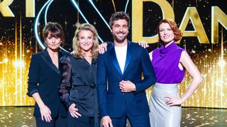 Un flirt et une danse : Faustine Bollaert bien entourée pour célébrer l'amour et la danse