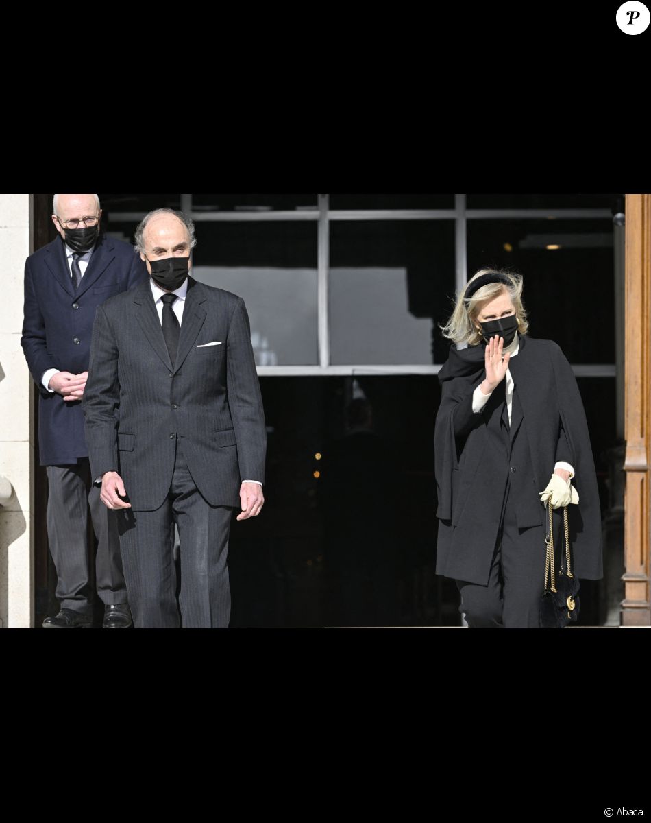 Le prince Laurent et la princesse Astrid - Les membres de la famille royale de Belgique assistent à la messe annuelle à la mémoire des membres décédés de la Famille royale en l'église Notre-Dame de Laeken à Bruxelles, le 17 février 2022.