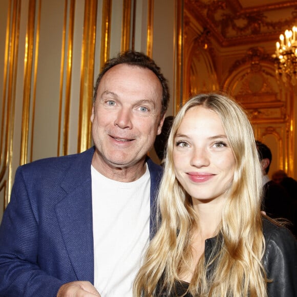 Julien Lepers et sa fille Lorraine - Dans le cadre de la fete de la musique l 'Ambassadeur de la federation de Russie en France Alexandre Orlov organise le 18 juin une soirée exceptionnelle d 'hommage à la chanson Française des années 70 -80 . Celle-ci à la résidence de l'Ambassadeur  Alexandre Orlov, Russia ambassador in Paris organizes a Music Fest at Russia embassy in Paris with french singer from seventies/eighties in Paris on June 18th, 2015. 