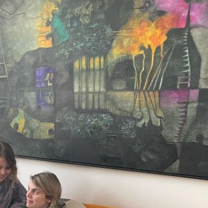 Coeur de Pirate, maman pour la 2e fois, dévoile des photos de son quotidien sur Instagram.
