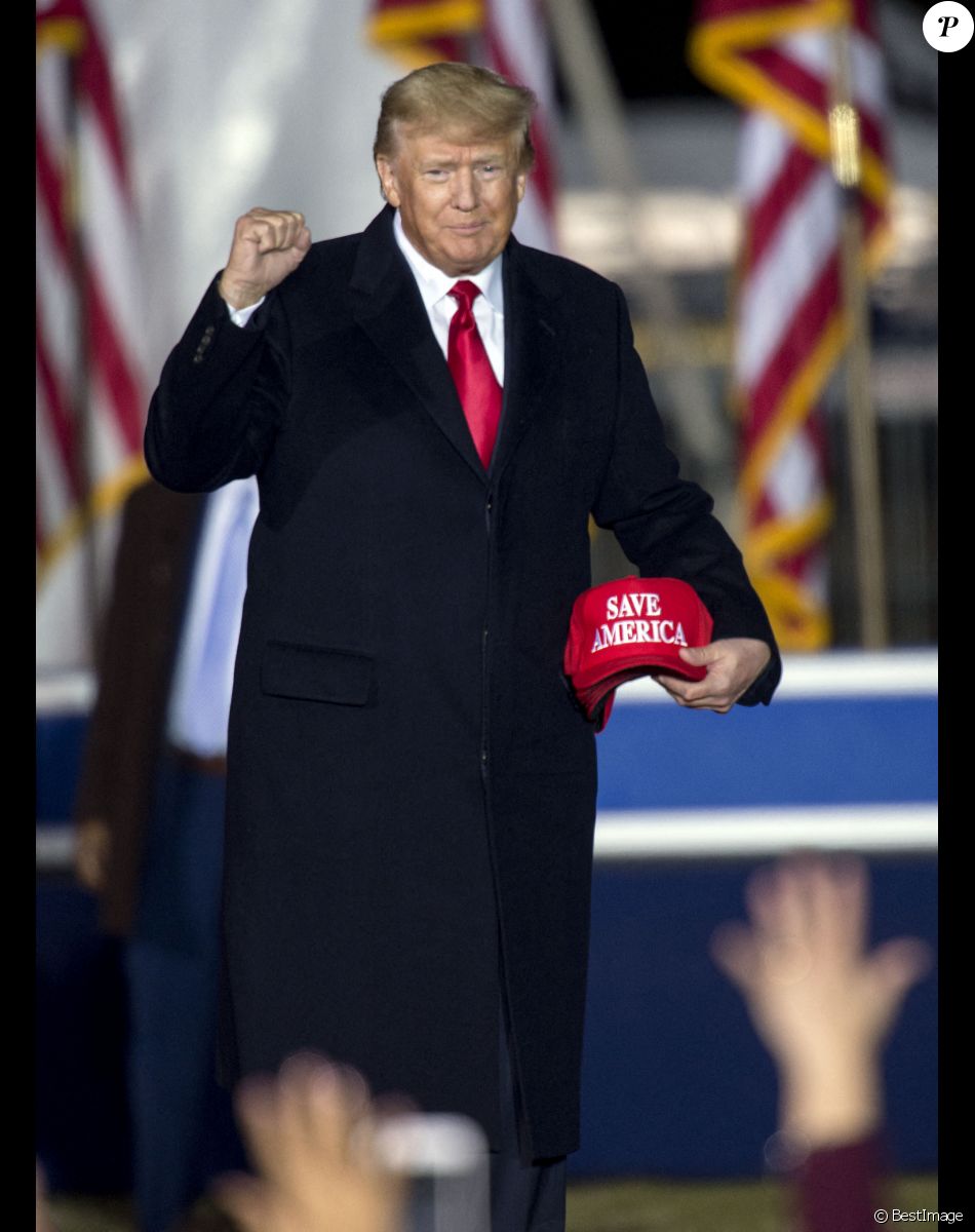 Donald J. Trump prend la parole au parc des expositions du comté de Montgomery lors d'un rassemblement Save America. Conroe, le 30 janvier 2022.