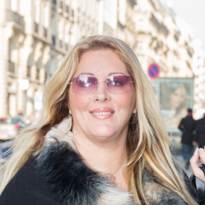 Loana Petrucciani arrive chez Europe 1 pour une interview à Paris le 13 février 2017.