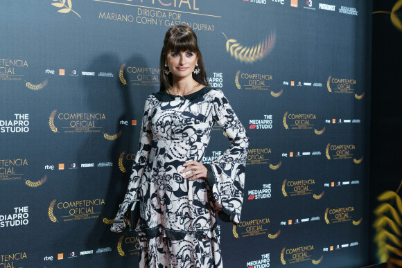 Penélope Cruz assiste à l'avant-première du film "Compétition Officielle" au Capitol Cinema. Madrid