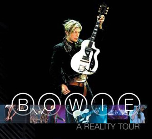 David Bowie : sa tournée monumentale 2003/2004 fait l'objet d'un double album immanquable, à paraître le 26 janvier 2010