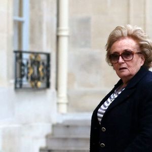 Bernadette Chirac - Remise de décorations au Palais de l'Elysée par le Président de la Republique, Francois Hollande, à Paris le 9 octobre 2013.