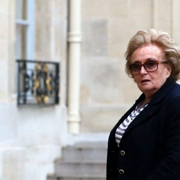 Bernadette Chirac - Remise de décorations au Palais de l'Elysée par le Président de la Republique, Francois Hollande, à Paris le 9 octobre 2013.