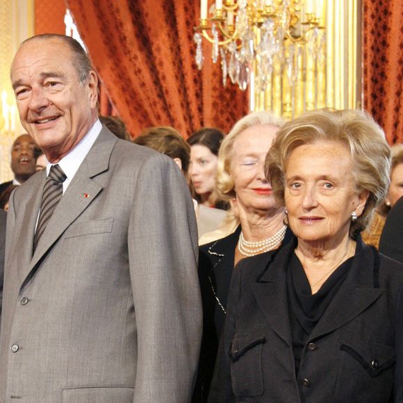 Bernadette Chirac, ancienne Première dame et figure des Pièces Jaunes, est décédée.

Jacques et Bernadette Chirac à l'Elysée