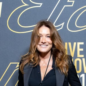 Carla Bruni-Sarkozy - Photocall du défilé Etam Live Show 2021 à l'Opéra Garnier à Paris le 4 octobre 2021. © Tiziano Da Silva / Bestimage 